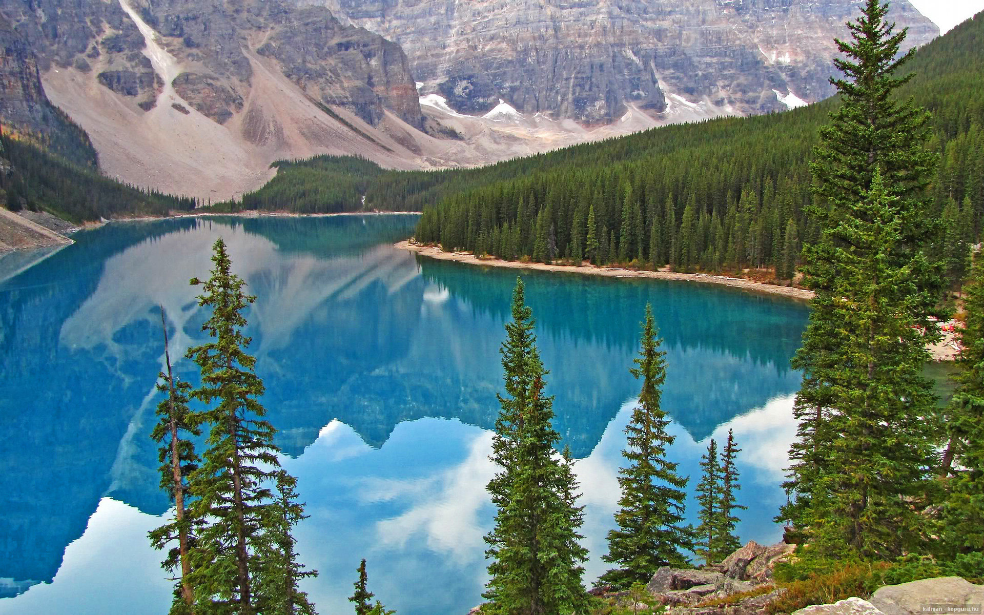 教练组轮流授课提升球员理解能力培养多元化比赛思维，如何提升教练员的战略思维能力