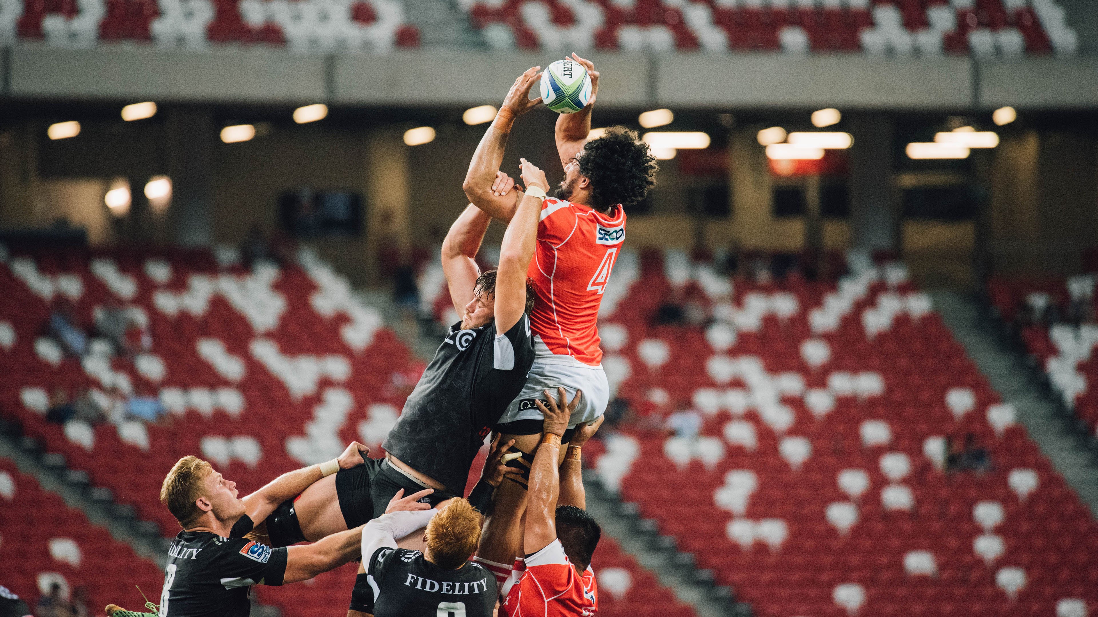 托桑·埃夫布奥姆万成为NBA球迷关注焦点，埃托奥布冯